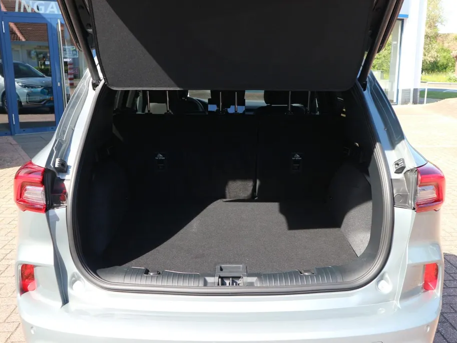 Ford Kuga 2.5 PHEV ST-Line X | ADAP CRUISE | WINTERPACK | BLIS |