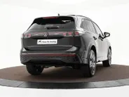 Volkswagen Tiguan R-Line Edition 1.5 eHybrid 204 PK 6 versn. DSG · Black Style Pakket · Panoramaschuif-kanteldak · Comfort Pakket Plus · Interieur Style Pakket · Prijs is inclusief inruilpremie ·