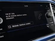 Volkswagen T-Roc 1.0TSI/115PK Style · Apple/Android Car Play · Trekhaak · Camera + Parkersensoren· Clima ·