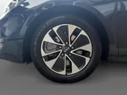 Kia Ceed 1.0T Design Edition | Stoel en stuurverwarming | Dodehoek detectie | Navigatie | Camera | Apple carplay / Android Auto | JBL sound system |