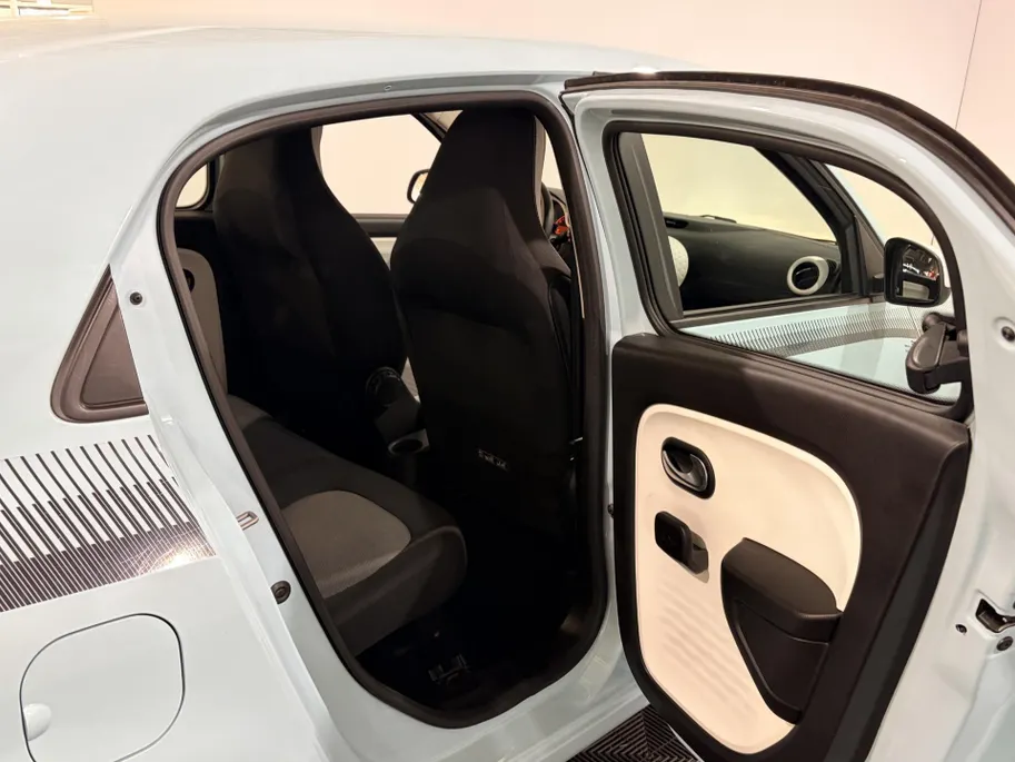 Renault Twingo 75PK SCe Collection | 1e eigenaar | Airco | Bluetooth | Elektrische Ramen & Spiegels | USB | Centrale Deurvergrendeling | LED Dagrijverlichting | Licht Sensor |