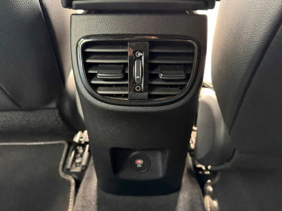 Kia Ceed Sportswagon Sw 1.0 T-GDi 100pk Design Edition / Cruise / Clima / JBL