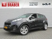 Kia Sportage 1.6 GDI First Edition | Trekhaak | 17' LM | Clima | Cruise | Navi | Camera | Parkeersensor achter |