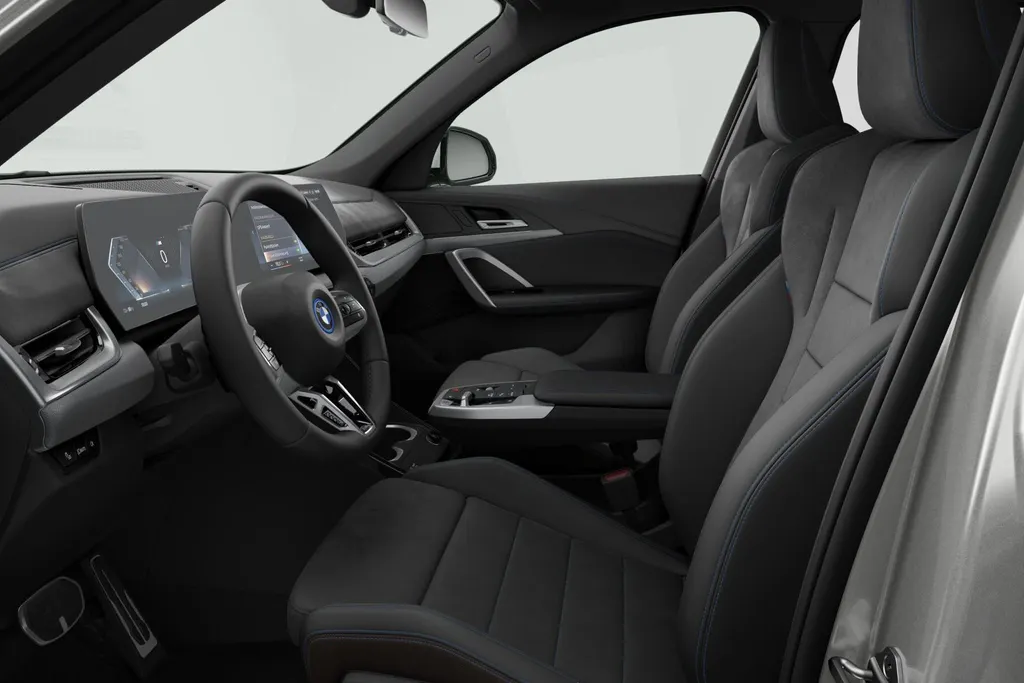 BMW iX1 xDrive30 Launch Edition