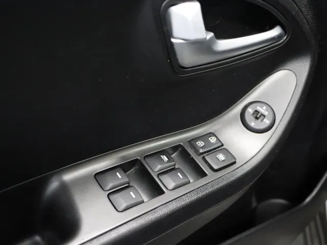 Kia Picanto 1.0 CVVT BusinessLine 100% dealer onderhouden