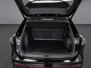 Volkswagen Tiguan 1.5 272pk DSG eHybrid R-Line Edition · Panoramadak · 360 Camera · Wegklapbare Trekhaak · Massage · Black style · 20'' Inch · Garantie t/m 22-06-2030 of 100.000km