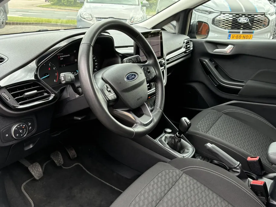 Ford Fiesta 1.0 EcoBoost Hybrid Titanium WINTERPAKKET.