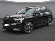 Škoda Kodiaq 1.5 TSI PHEV 204pk DSG Sportline Business · Panoramadak · Inklap. Trekhaak · Camera · Keyless · Matrix LED · Stuur- & Stoelverwarming · Garantie t/m 24-06-2030 of 100.000km