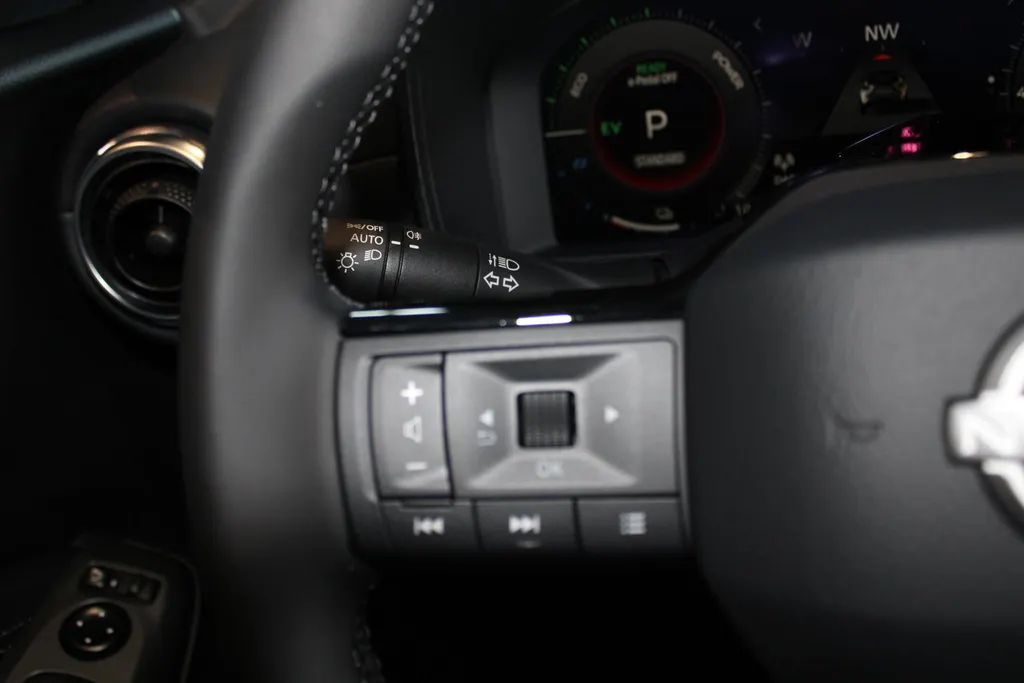Nissan Juke 1.6 Hybrid N-Connecta | Navigatie | Automaat | LM wielen | Achteruitrijcamera | Parkeersensoren voor en achter | Apple carplay & Androidauto | Climate controle | Cruise controle |