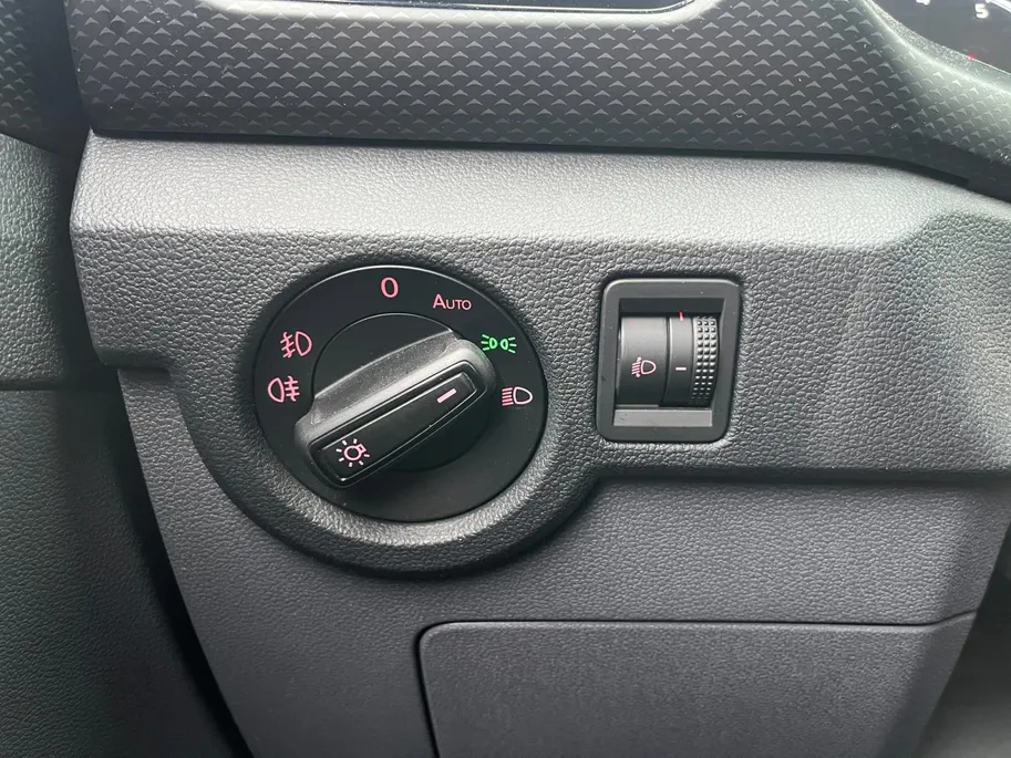 Volkswagen T-Cross 1.0 TSI Life Nederlandse auto | 1e eigenaar | navi | clima | allseason | PDC | camera | etc.