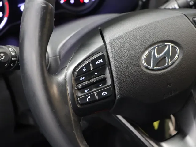 Hyundai i10 1.0 Comfort Smart 5-zits AUTOMAAT , NAVIGATIE