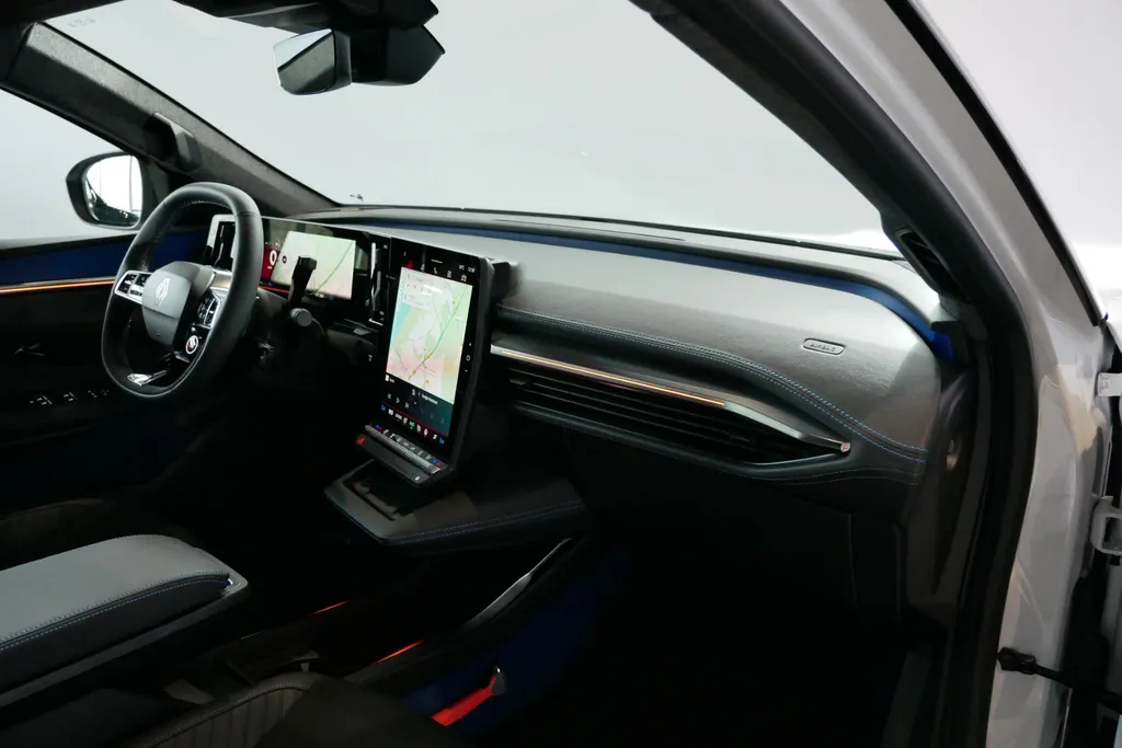Renault Scénic E-Tech EV87 long range esprit Alpine | Pack Light & Sound| Rijdende demonstratie auto | Vraag naar de actuele kilometerstand|