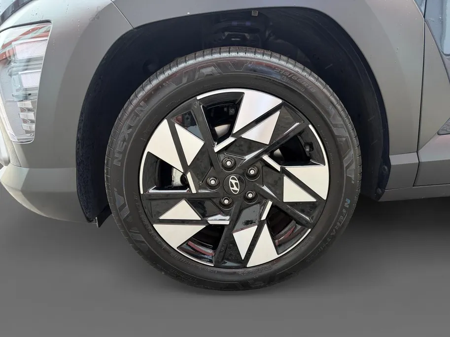 Hyundai Kona 1.6 GDI HEV Comfort Smart | Navigatie| Stoel/Stuurverwarming| Elektrische achterklep| Achteruitrijcamera| Parkeersensoren v+a |