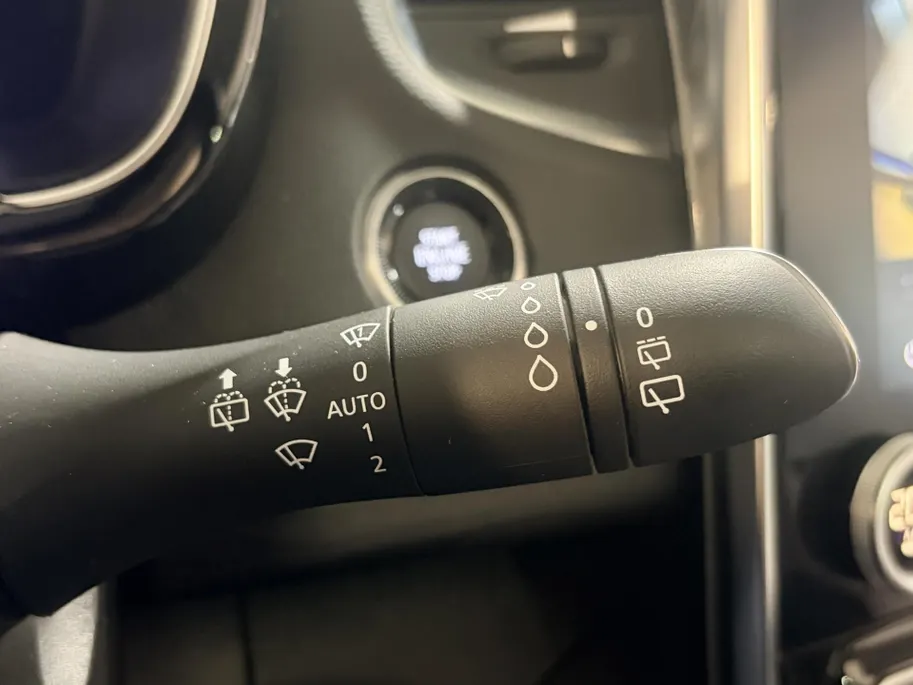Renault Espace 225PK TCe Initiale Paris 7p. Automaat | 7 Zitplaatsen | Stoelverwarming | Schuif/Kantel Dak | Stoelverkoeling | Semi Elektrische Wegklapbare Trekhaak | Climate Control | Apple CarPlay/Android Auto | Head Up Display | Wit Leder | Camera | Parkeersensoren |