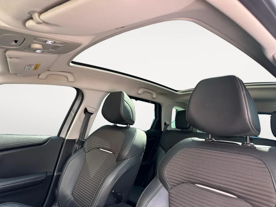 Renault Scénic 1.3 TCe Bose | Camera | Cruise & Climate Control | Bluetooth | Navigatie | BOSE Speakers | Parkeersensoren | Stoelverwarming | 12 Maanden BOVAG Garantie