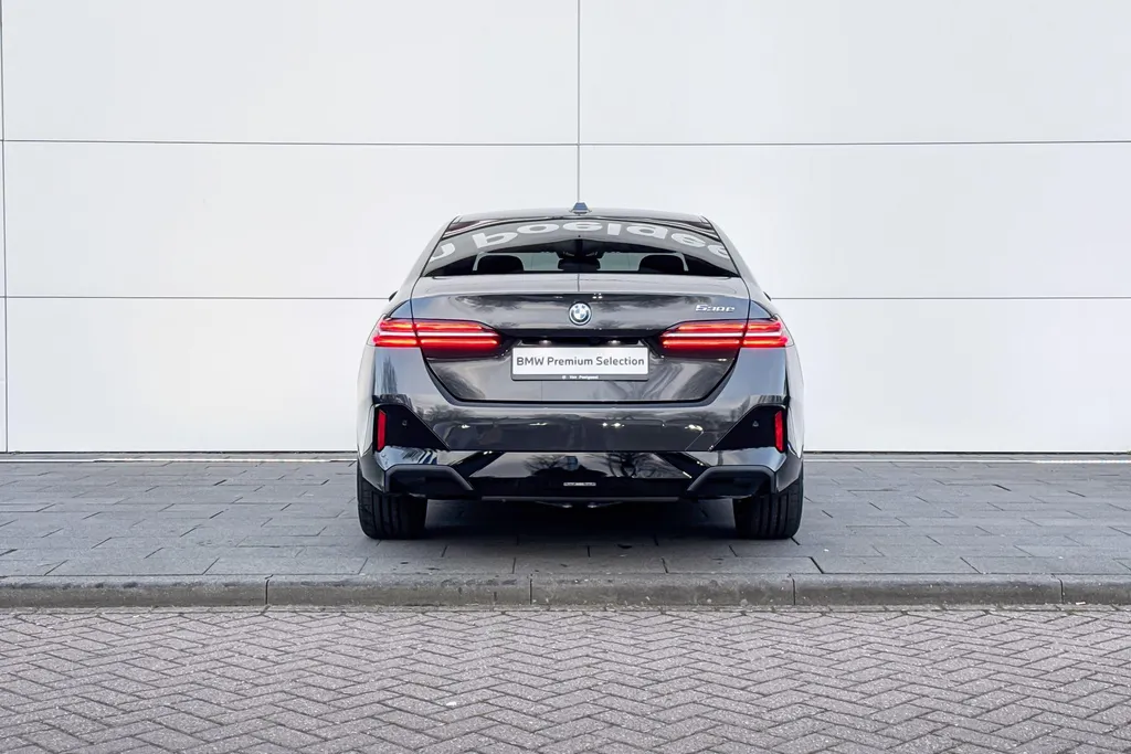 BMW 5 Serie Sedan 530e M Sport Edition