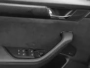Škoda Superb Combi 1.4 TSI iV 218pk DSG Sportline Business · Panoramadak · 360 Camera · Inklap. Trekhaak · Matrix LED · Canton Audio · Elek. Stoelen + Geheugen ·