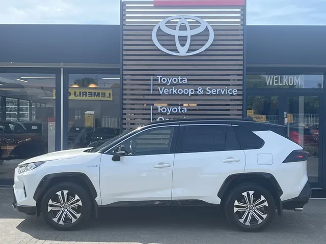 Toyota RAV4 2.5 Hybrid Bi-Tone