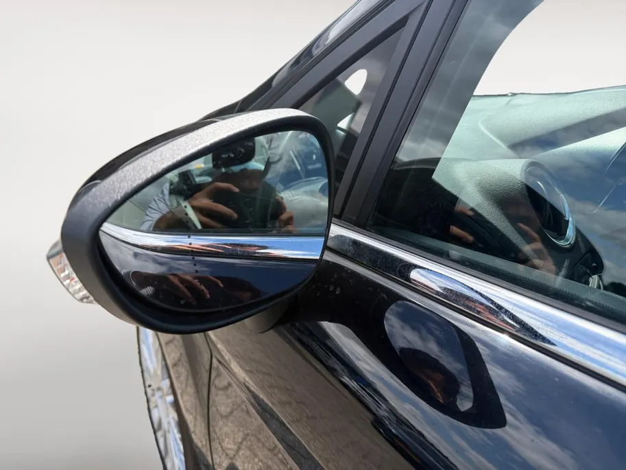 Ford Fiesta 1.0 EcoBoost Titanium | NL auto | Navigatie | Parkeersensor achter | Bluetooth | Cruise control | Verwarmde voorruit |