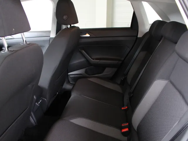Volkswagen Polo 1.0 TSI Life DSG Airco | Radio | Lichtmetalen velgen |