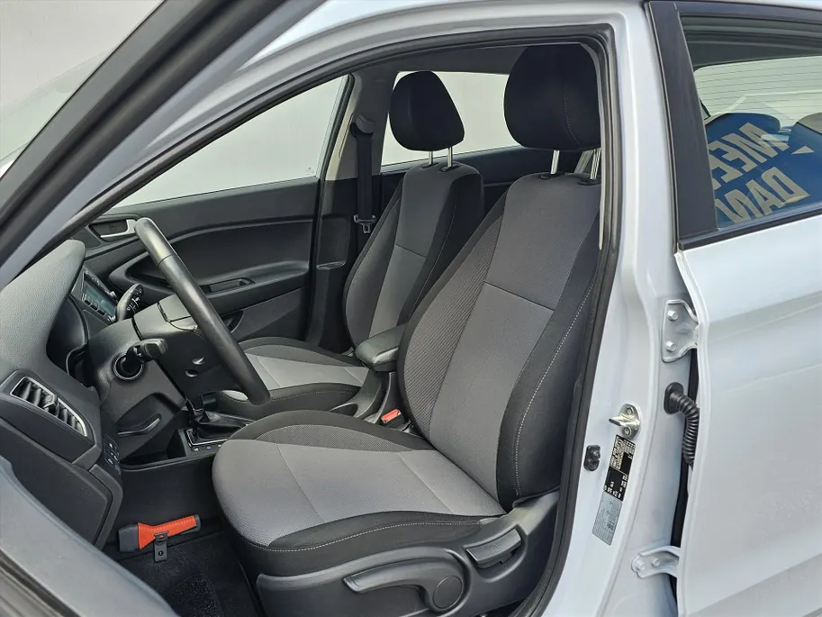 Hyundai i20 1.0 T-GDI 100PK Aut Comfort I Navigatie