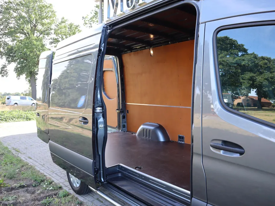 Mercedes-Benz Sprinter 317 CDI L2H2 LED SIDEBARS