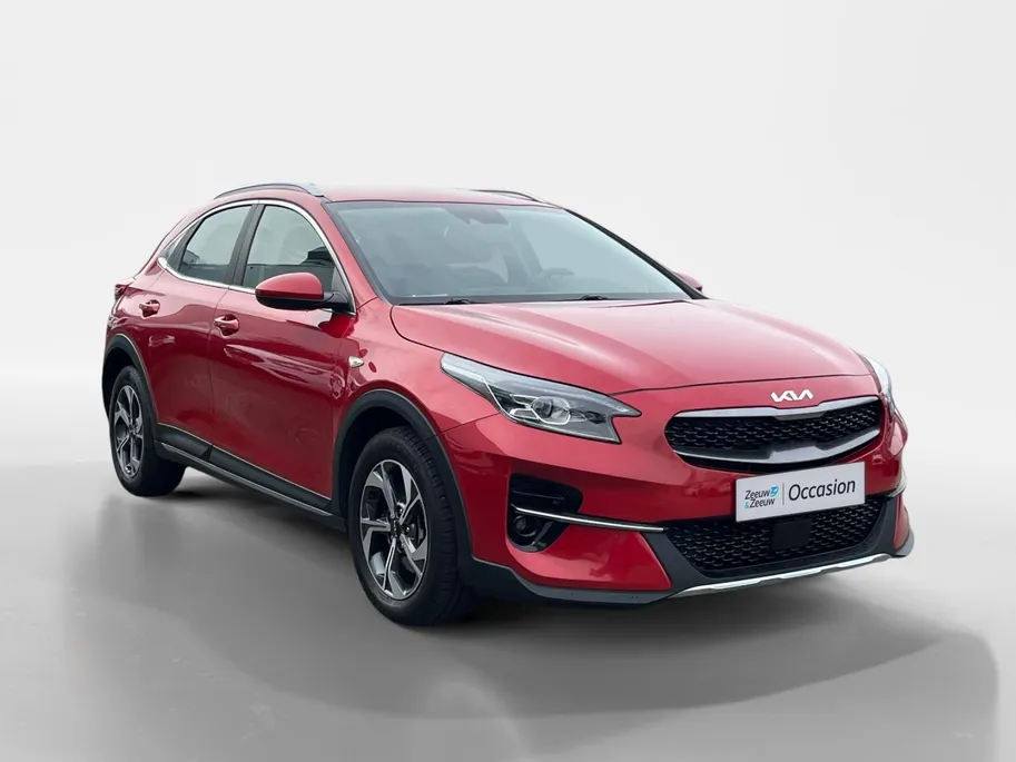 Kia XCeed 1.0 T-GDi ComfortLine | Gratis beurt bij aflevering | All seasons banden | Apple Carplay | Android Auto | Achteruitrijcamera | Climate control | Stoelverwarming | Stuurverwarming |