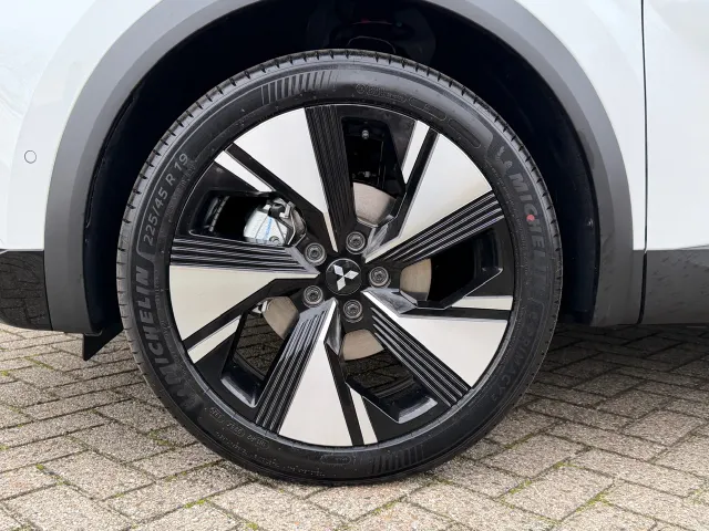 Mitsubishi Grandis 1.8 HEV 160pk Aut Instyle