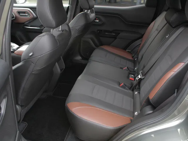 Suzuki e Vitara Style 61 kWh | € 2000,- Voordeel! | Alle kleuren leverbaar!