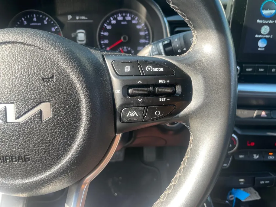 Kia Stonic 1.0 T-GDi MHEV DynamicPlusLine | Automaat | Climate Control | Cruise Control | Camera | Navigatie | Privacy Glass |