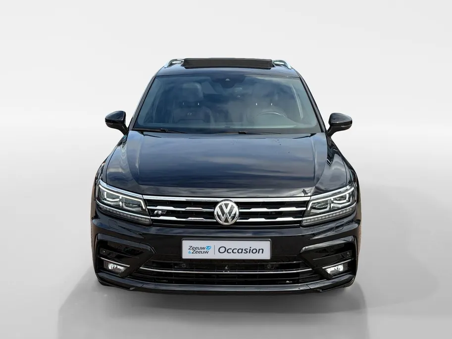 Volkswagen Tiguan Allspace 1.4 TSI Highline 7p. *Automaat*Navi*Schuif/kanteldak*Climate Control*Trekhaak*Stoelverwarming*Lederen bekleding*Parkeerhulp*Elekt. Achterklep*Vol opties!