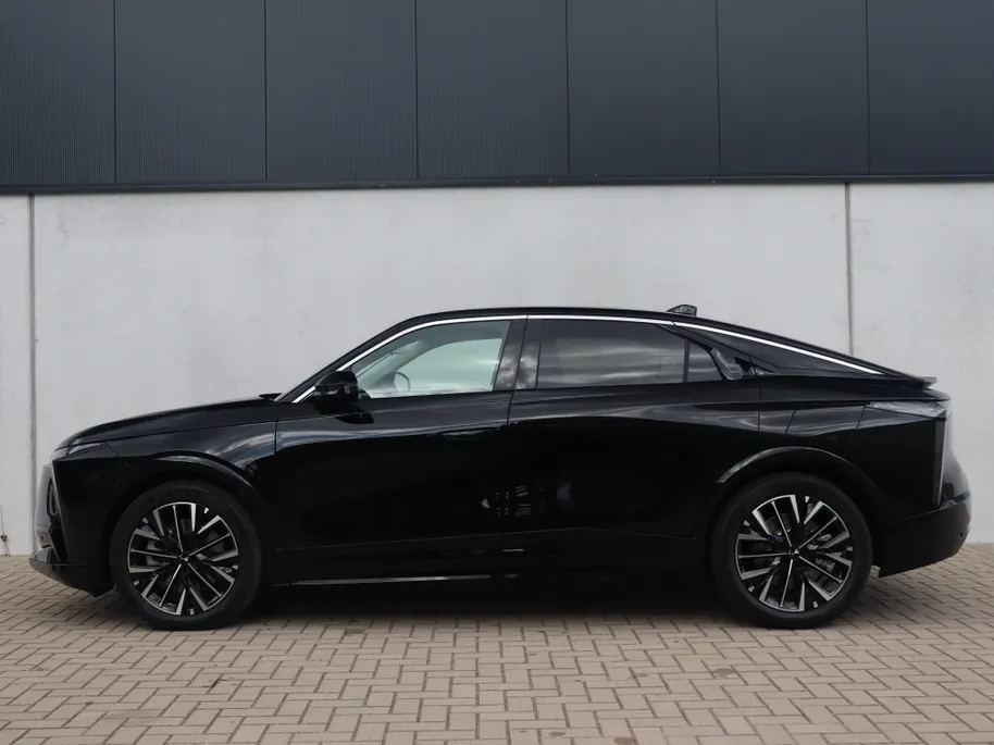 DS No 8 No 8 Pallas Black Edition 74 kWh | Pack Tech | 20'