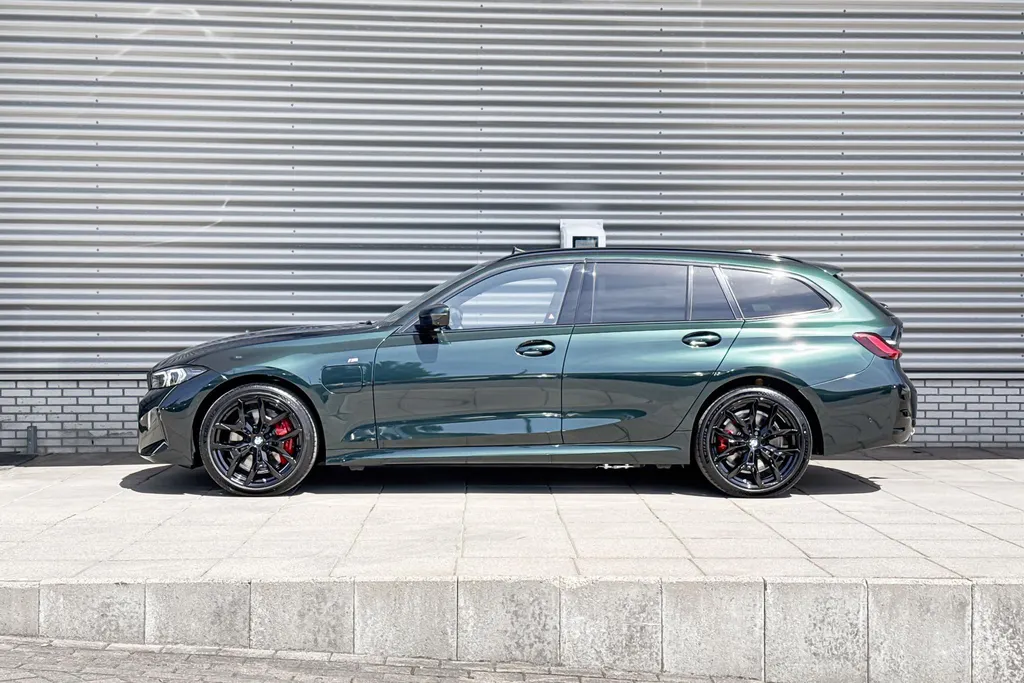 BMW 3 Serie Touring 330e