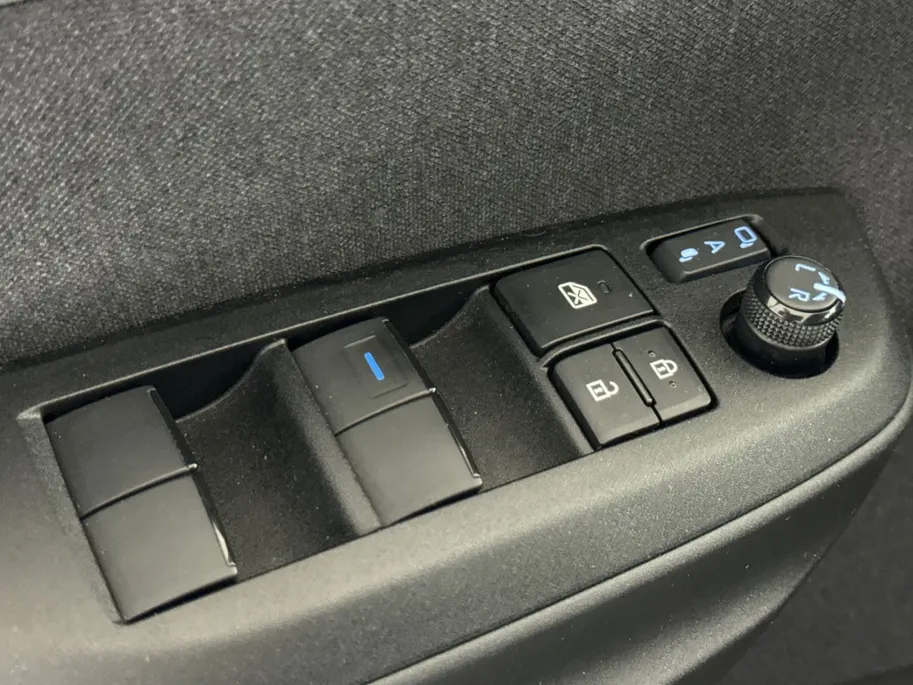 Toyota Yaris Cross 1.5 Hybrid Dynamic | Navigatie | 17'' L.M. Velgen | Adaptieve Cruise Control
