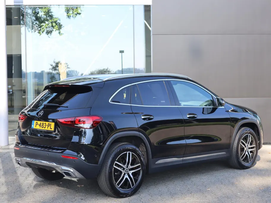 Mercedes-Benz GLA 180 Luxury Line