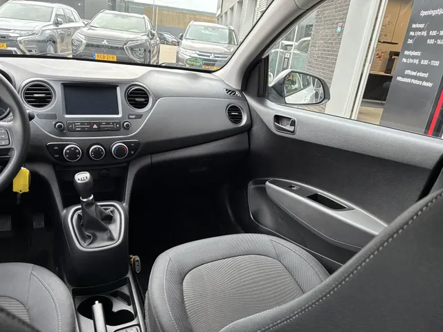 Hyundai i10 1.0i Comfort | All seasons