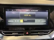 Kia e-Niro ExecutiveLine 64 kWh | Warmtepomp | Trekhaak Afneembaar + 13-Polige Stekker | Elektrisch verstelbare Voorstoelen | Bestuurdersstoel + Geheugen | Elektrisch Bedienbaar Schuif / Kanteldak | Stoelverwarming + Stoelkoeling | Stuurverwarming | JBL Geluidsinsta