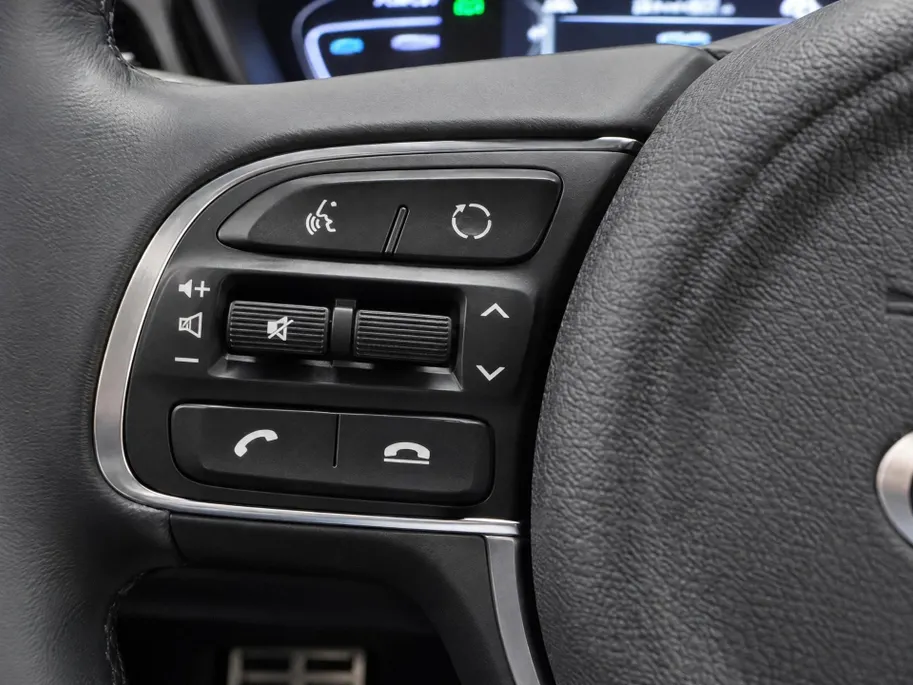 Kia Niro 1.6 GDi PHEV ExecutiveLine Dealer onderhouden | Trekhaak | Stoel + stuurverwarming | Carplay | ACC |