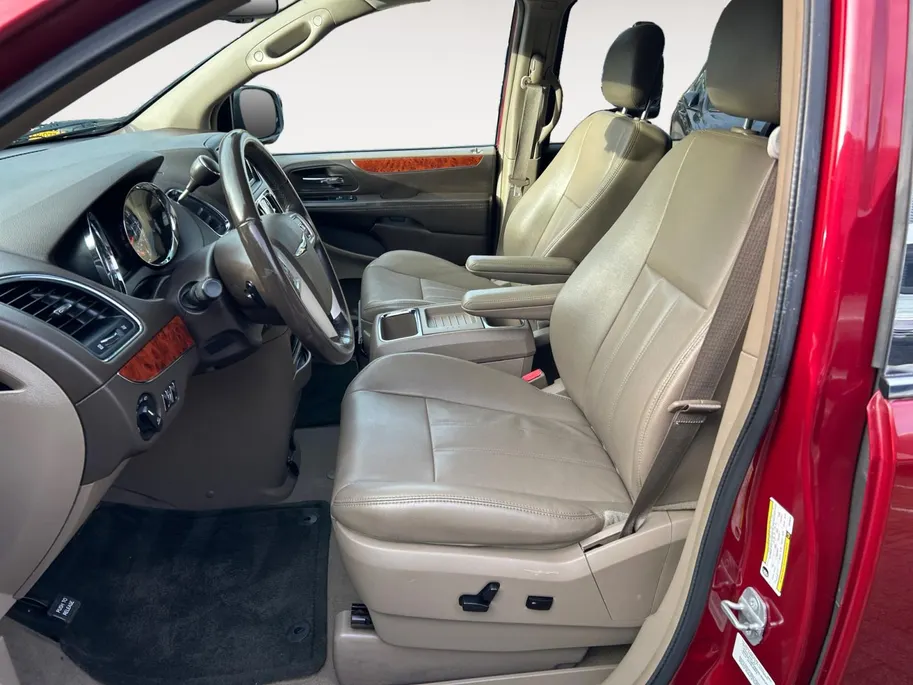 Chrysler Town & Country 3.6 V6 | 7p. | Automaat! | Elek. schuifdeuren | Climate control | Leder