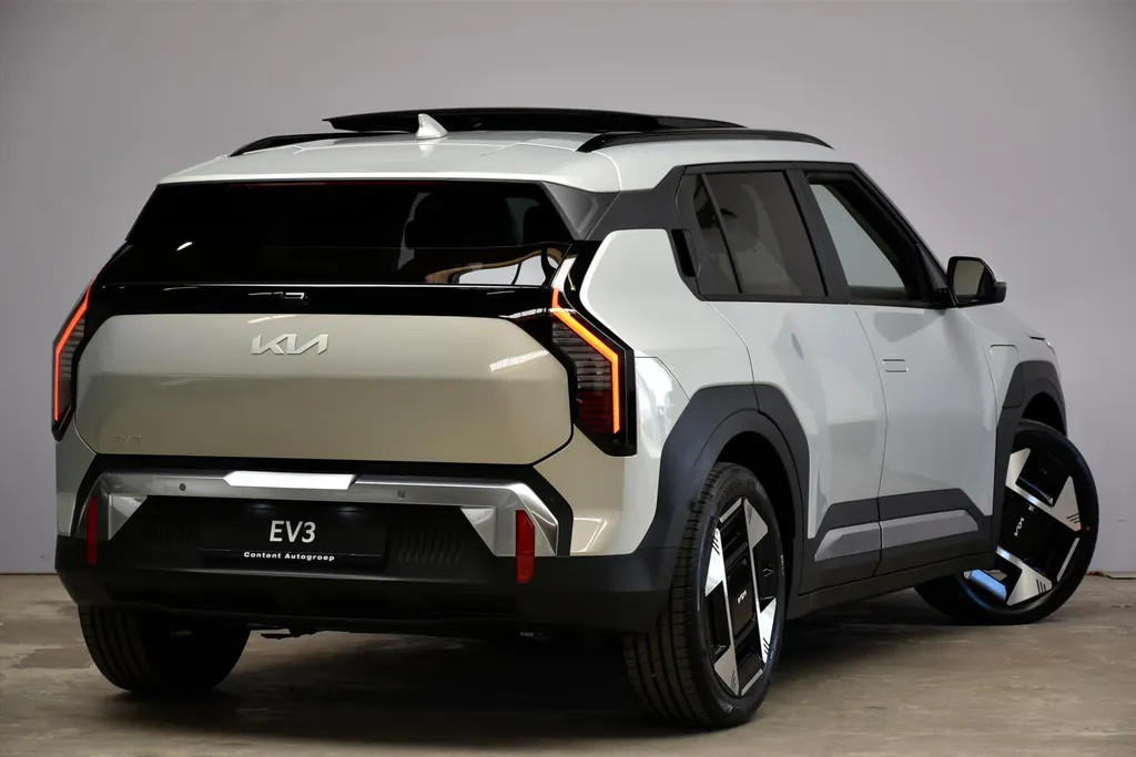 Kia EV3 58,3 kWh 204pk Plus Advanced