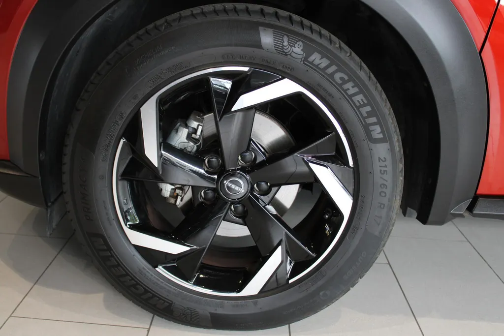 Nissan Juke 1.6 Hybrid N-Connecta | Navigatie | Achteruitrij camera | Parkeersensoren achter | Apple carplay & Android auto | Automaat | Keyless entry | LM wielen |