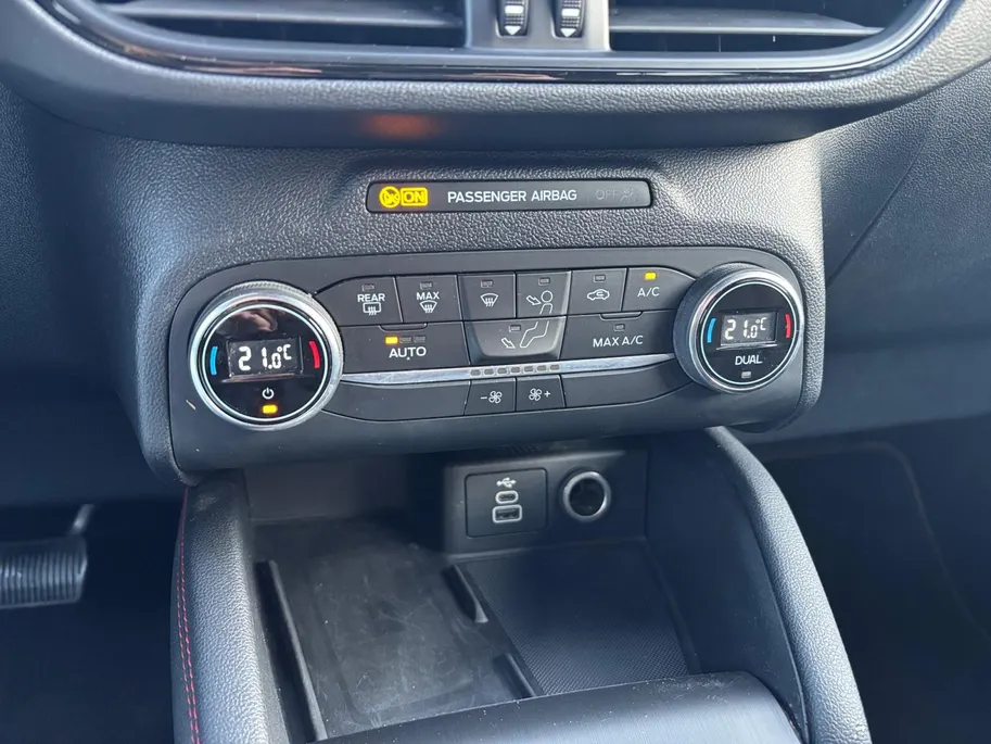 Ford Kuga 2.5 PHEV ST-Line | Driver Assistance Pack | Achteruitrijcamera | Privacy glass | Apple/Android Carplay | 12 maanden garantie! |