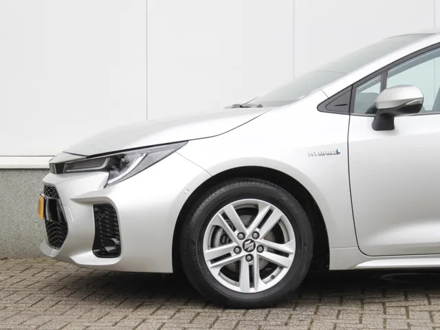 Suzuki Swace 1.8 Hybrid Style | Cruise | Carplay/Android | Camera | Lm-Velgen