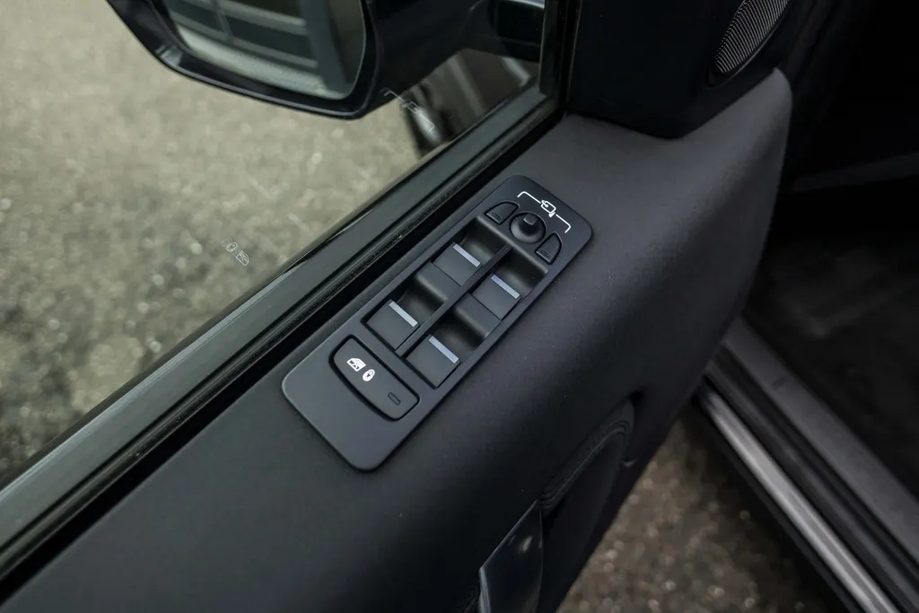 Land Rover Discovery Sport 2.0 TD4 Urban Series SE EX.BTW | Achterbank + ramen aanwezig |