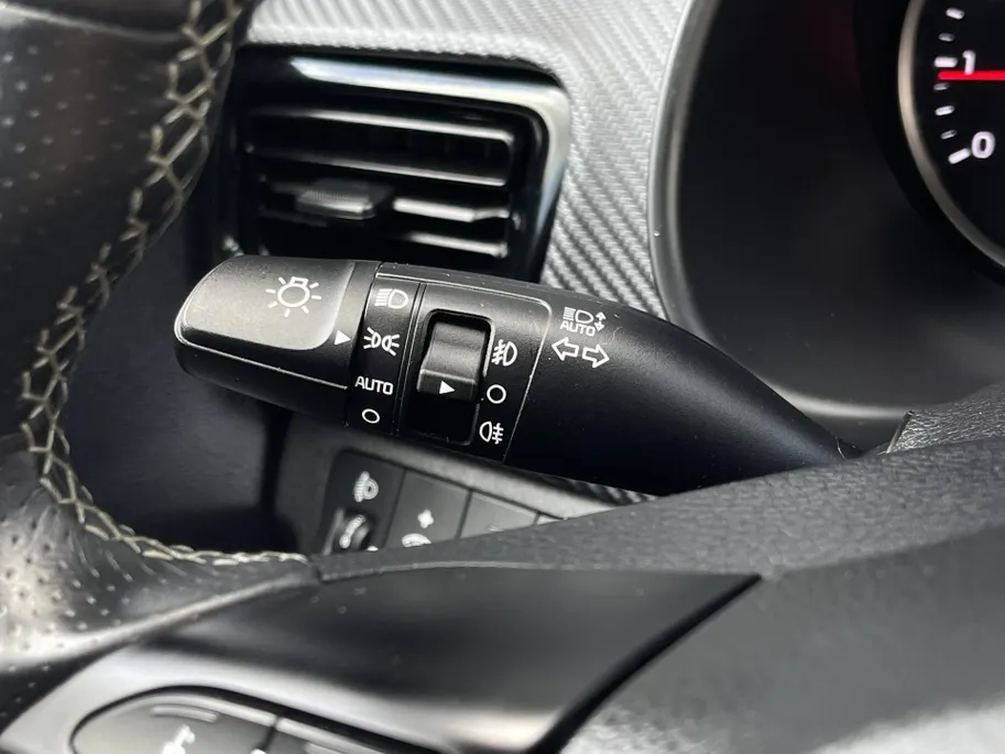 Kia Stonic 1.0 T-GDi MHEV GT-Line | 120PK | Navi | Camera | Stoelverwarming | Stuurverwarming | Apple Carplay | Android Auto | Lane Assist | Cruise Control |