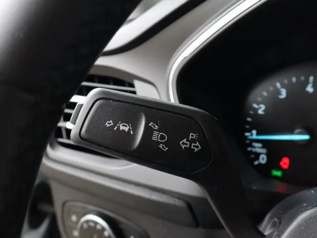 Ford Focus Wagon 1.0 EcoBoost Hybrid Titanium