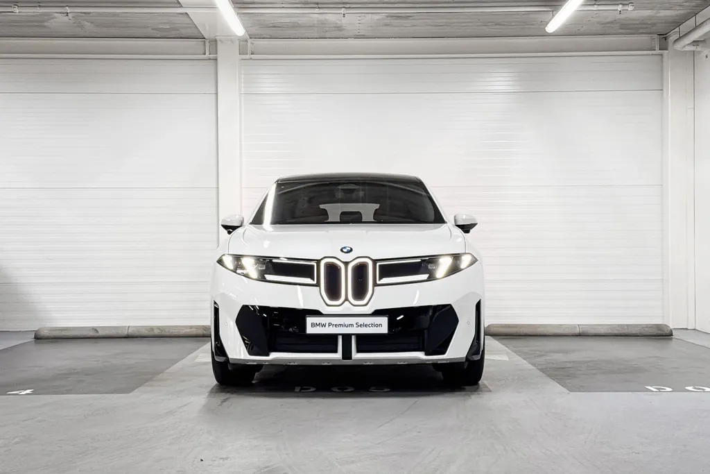 BMW iX3 50 xDrive