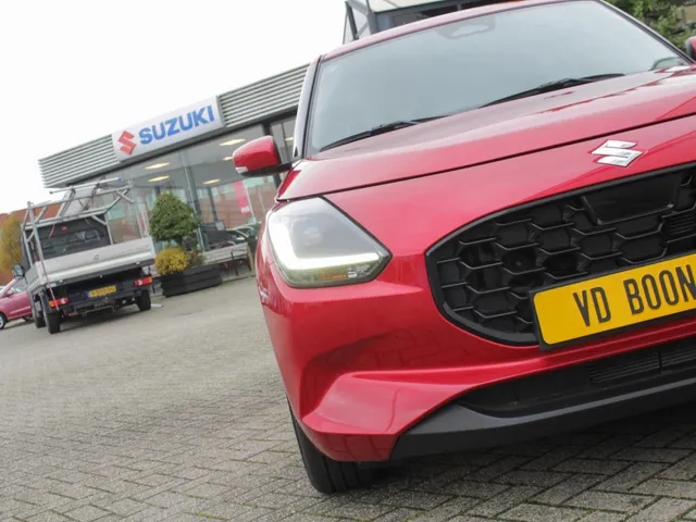Suzuki Swift 1.2 Style Smart Hybrid | Navi | Adap. Cruise | Camera | Lm-Velgen