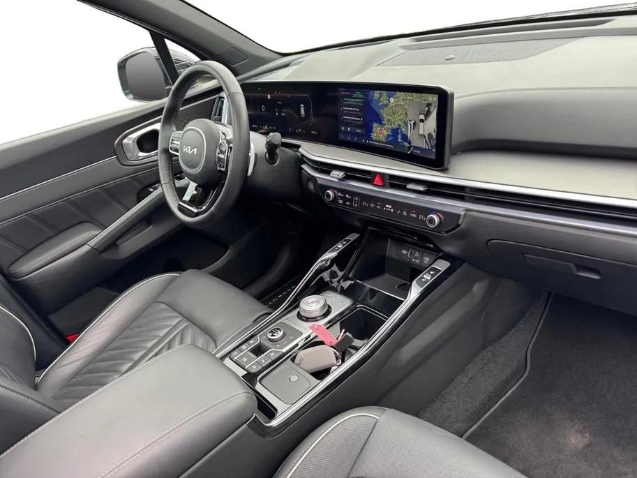 Kia Sorento 1.6 T-GDi Plug-in Hybrid 4WD ExecutiveLine 7p | 360Gr camera | Navigatie | Climate control | Stoel verwarming + Ventilatie | Stoel geheugen | Schuif/ kanteldak