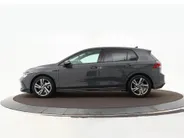 Volkswagen Golf 1.5 eTSI 130pk DSG R-Line · Apple/Android Car Play · P-Sensoren · Navigatie · Sfeerverlichting · 17 Inch · Garantie t/m 12-02-2028 of 100.000km